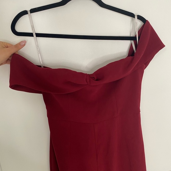 REVOLVE GOWN - Danica Gown Lovers and Friends - Picture 5 of 7